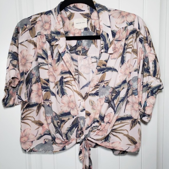 American Eagle Outfitters Tops - Tropical button down